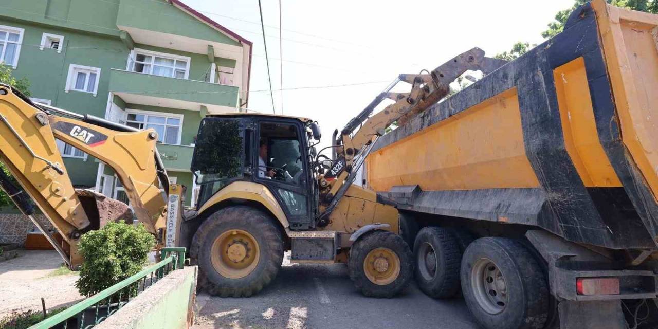 Başiskele’de Kurban Atıkları Toplanıyor