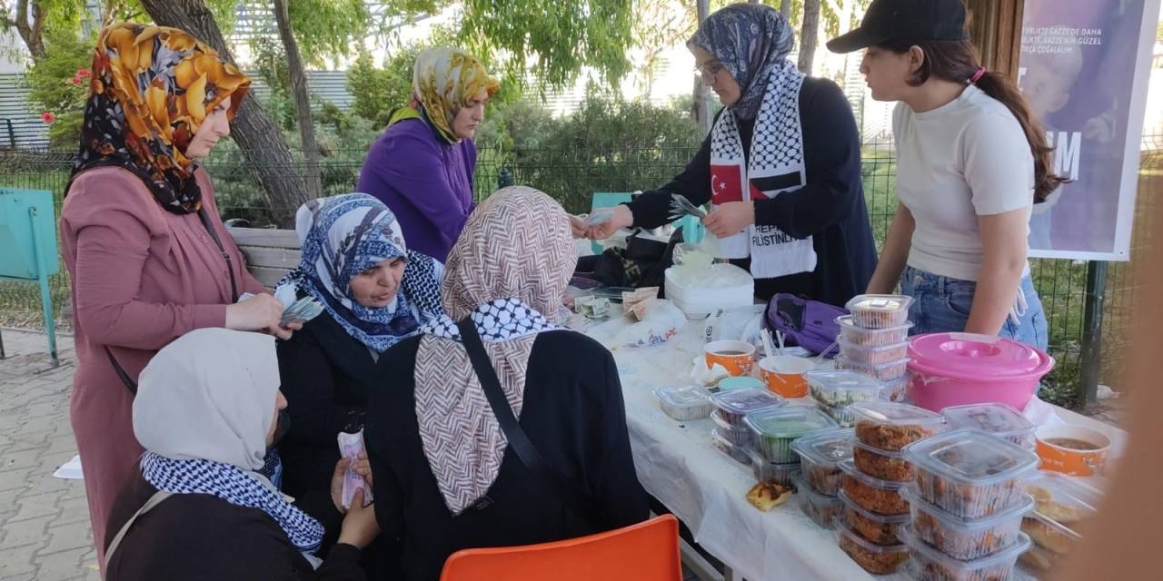 Vanlı Kadınlardan Gazze İçin ’hayır Çarşısı’