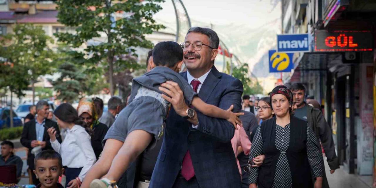 Vali Çelik’ten Güvenlik Güçlerine Bayram Ziyareti