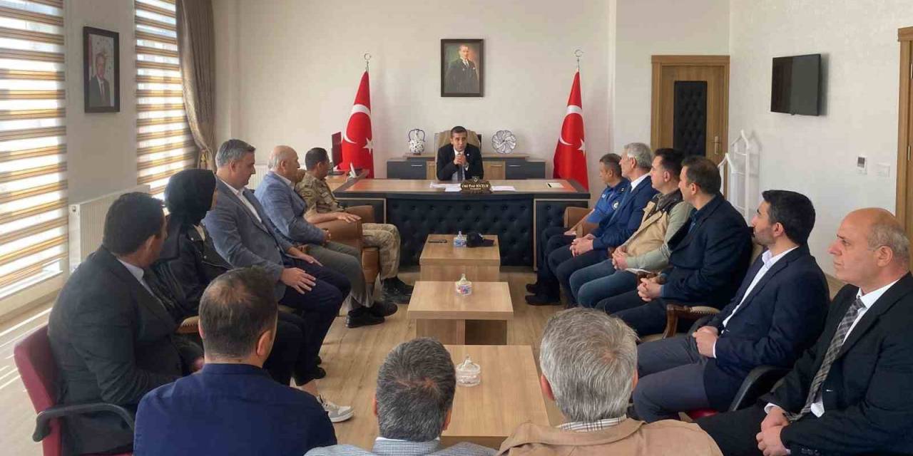 Aydıntepe’de Kamu Kurum Çalışanlarının Bayramı Kutlandı