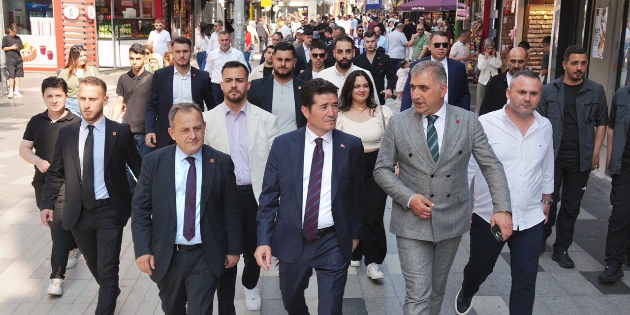 Başkan Kaya, Esnaflarla Bayramlaştı