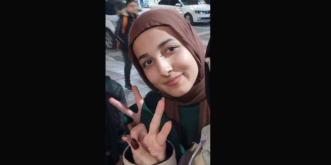 Rize'deki Kazada Hayatını Kaybeden RTEÜ Öğrencisi ve Kardeşi Artvin'de Defnedilecek