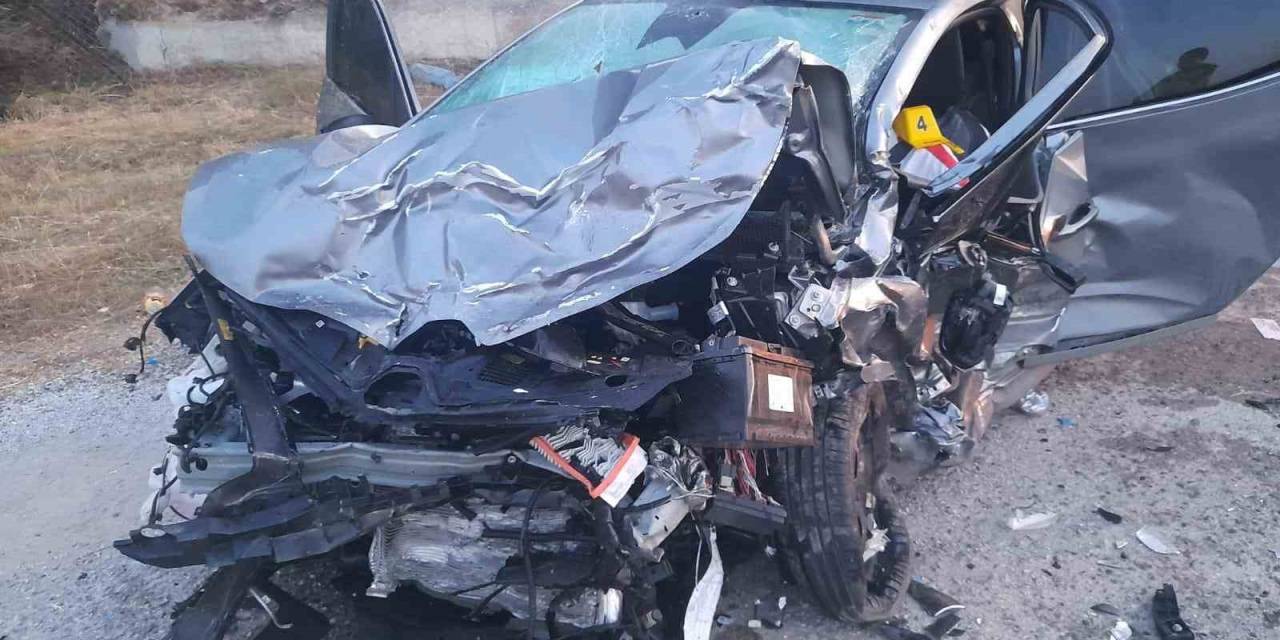 İzmir’de Zincirleme Trafik Kazası: 5 Ölü, 2 Yaralı