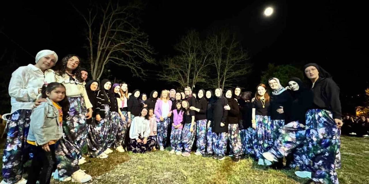 Pazaryeri’nde Renkli Bayram