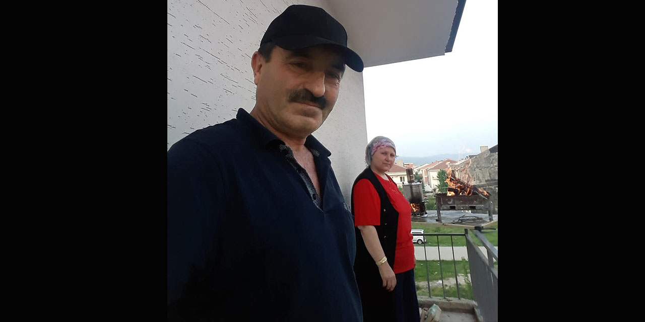 Tartıştığı eşini tabancayla öldürüp, intihar etti