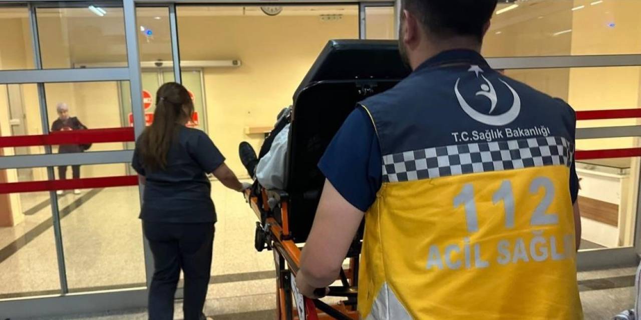 Traktörden Atlayan Kadın Yaralandı