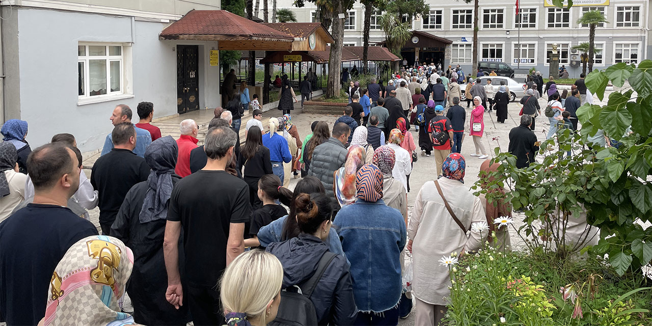 Rize'de LGS heyecanı yaşandı