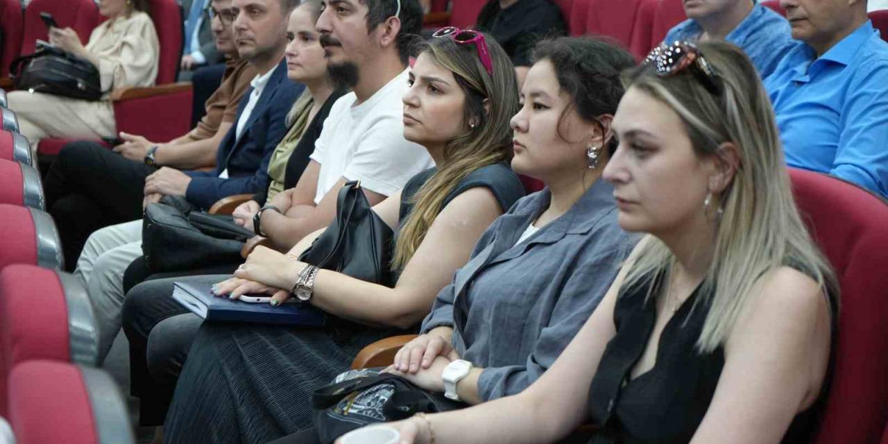 E-ihracatta Kapılar Aralanıyor: Girişimcilere Dijital Ticaret Eğitimi
