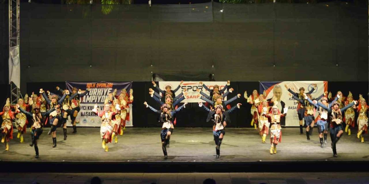 Yunusemre Belediyespor Halk Oyunlarında Türkiye İkincisi Oldu