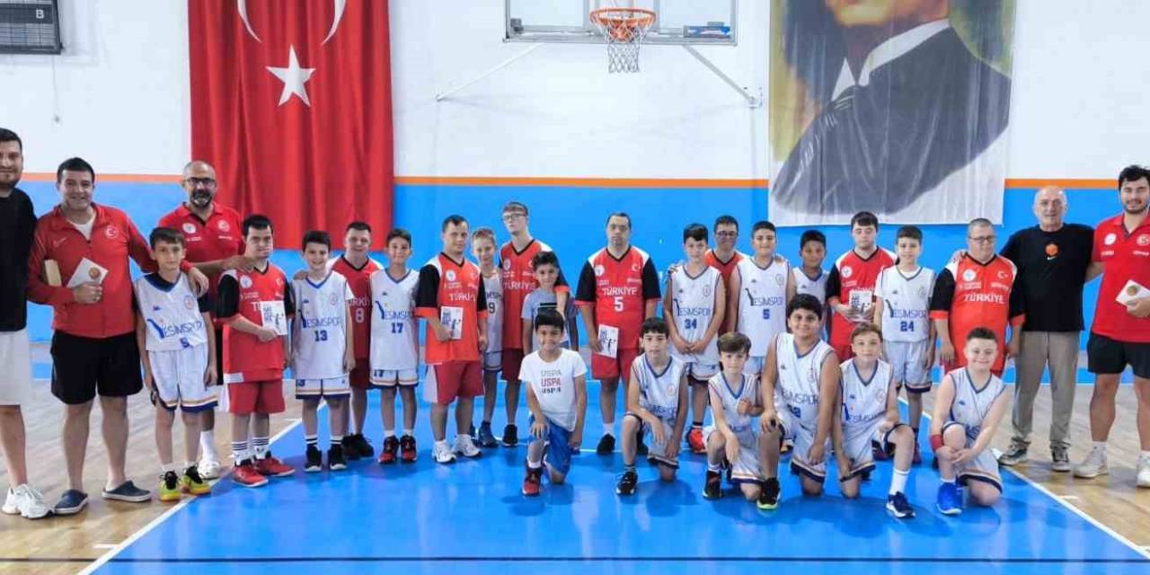 Down Sendromlular Basketbol Milli Takımı’ndan Şampiyona Ziyaret