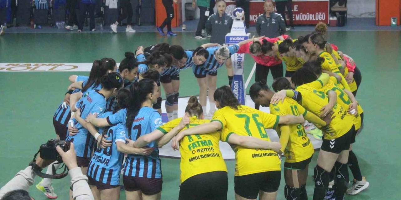 Görele Belediyesi Kadın Hentbol Takımı’ndan Desteğini Çekti
