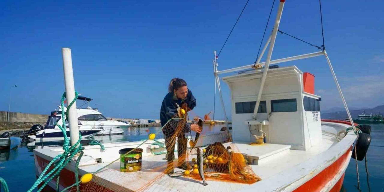 Aralarında Kadın Balıkçılar Da Var