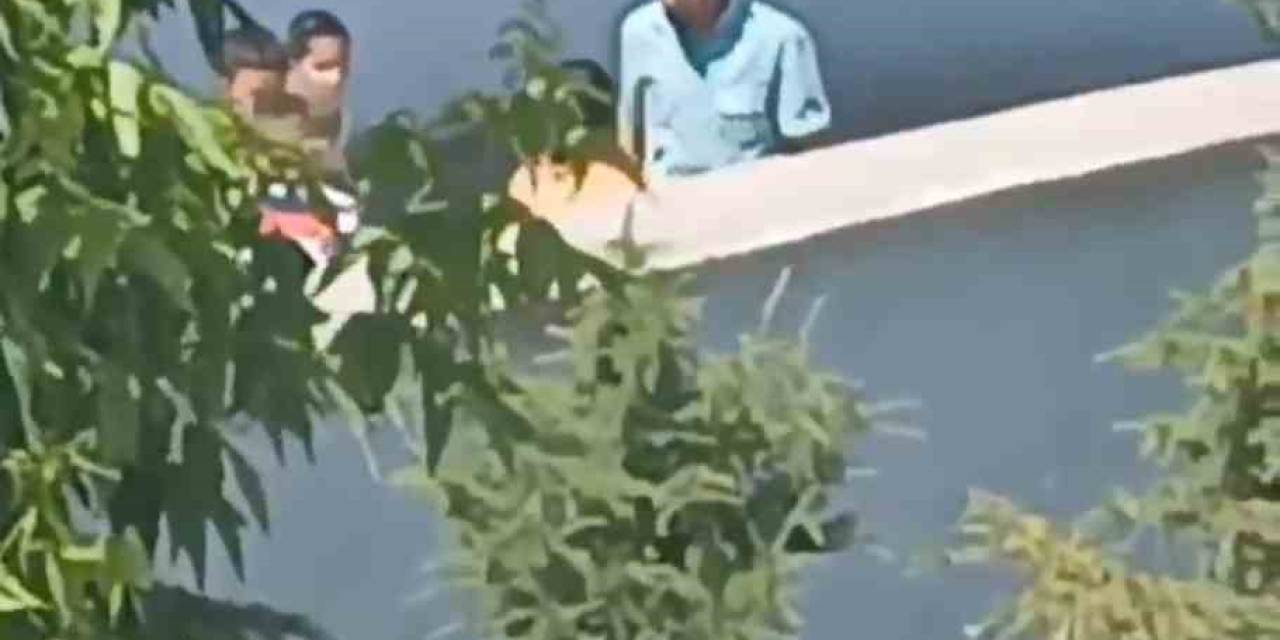 9 Yaşındaki Öğrencisini Acımadan Böyle Tokatladı