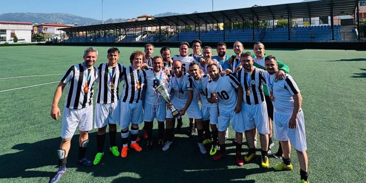 Sessiz Sedasız Birinci Lige Yükseldiler