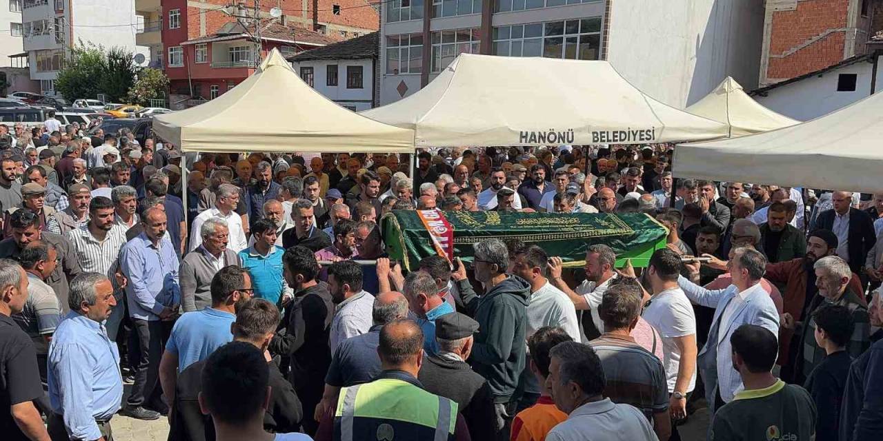 Feci Kazada Hayatını Kaybeden 4 Yaşındaki Yağız, Toprağa Verildi