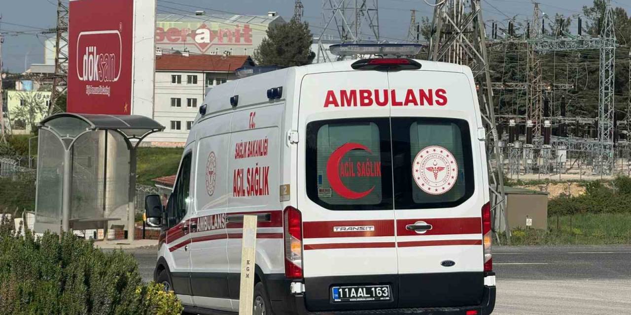 Kaza Kavşağında Yeniden Kaza