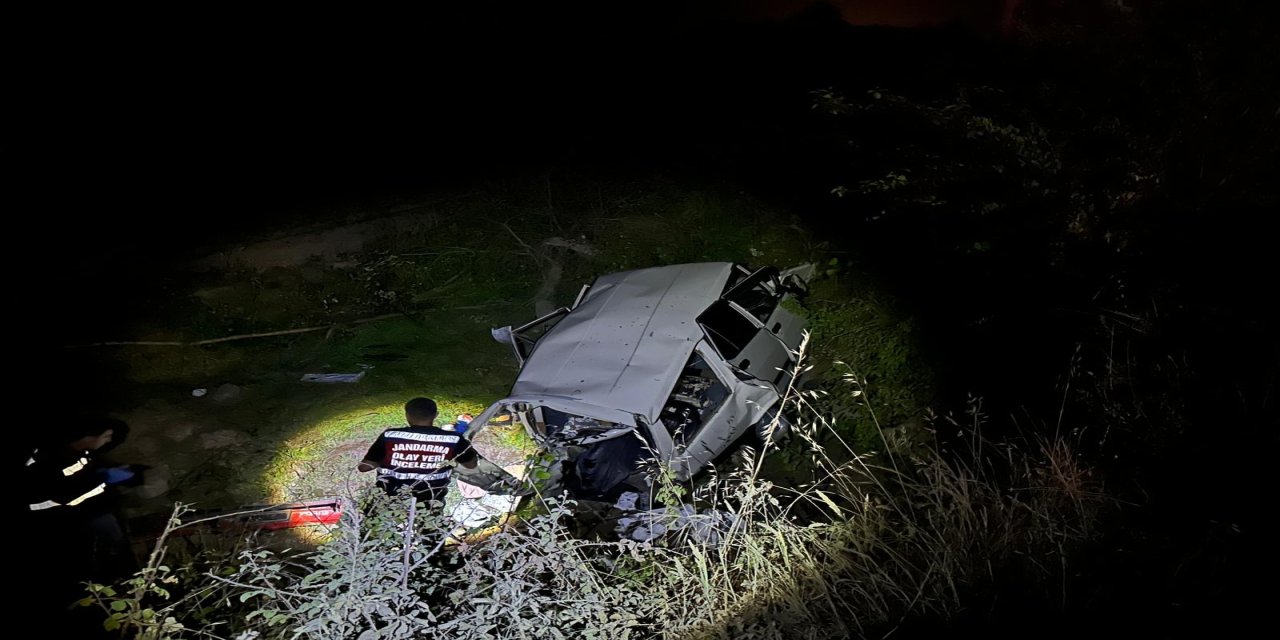 Sakarya'da otomobil ile 2 motosiklet çarpıştı; 2 ölü, 2 yaralı