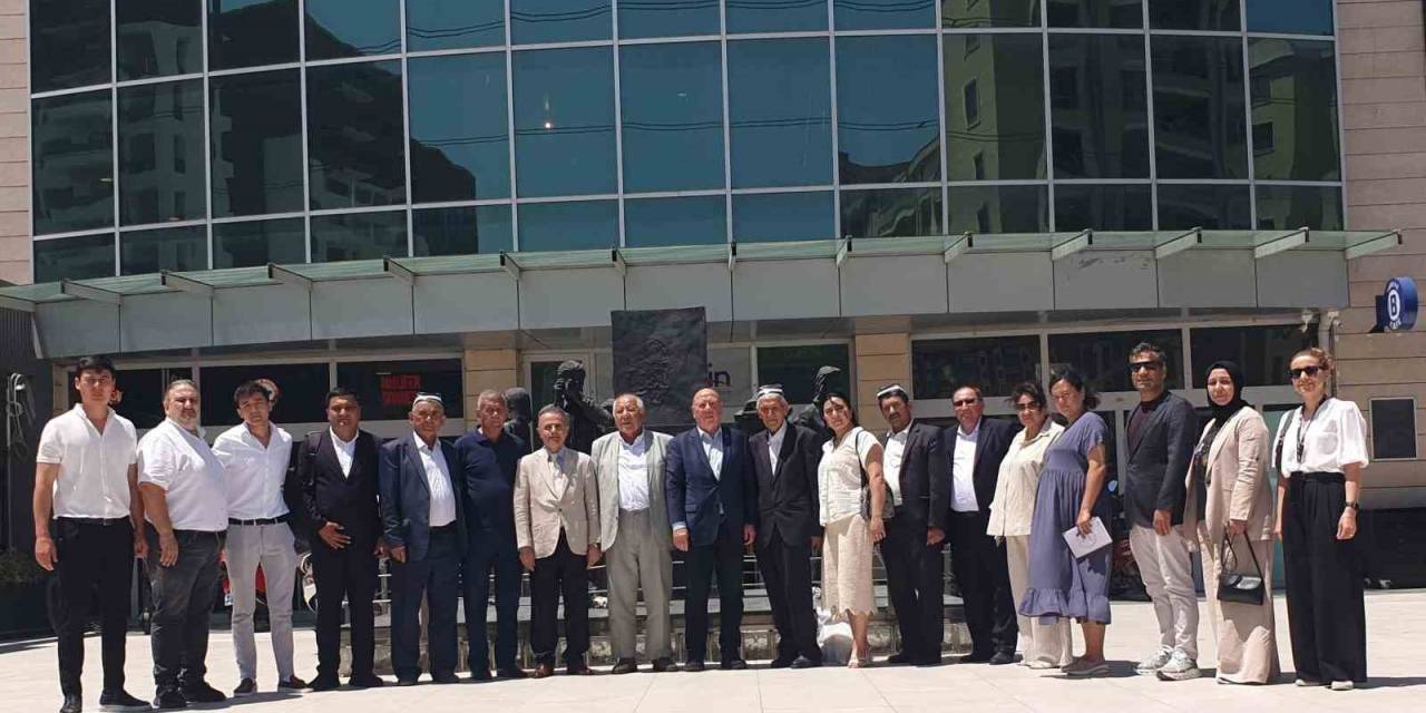 Özbekistan Gazeteciler Birliği’nden Bursa Gazeteciler Cemiyeti’ne Ziyaret