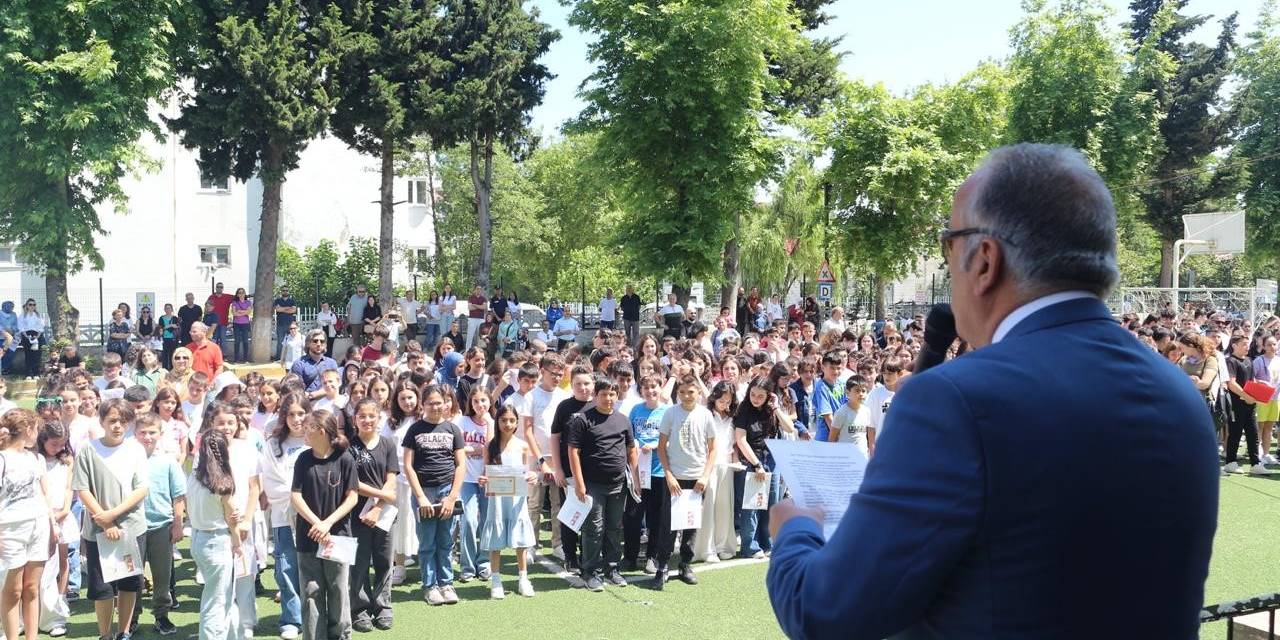 Takdir Alacaktı, Karnesini Göremedi
