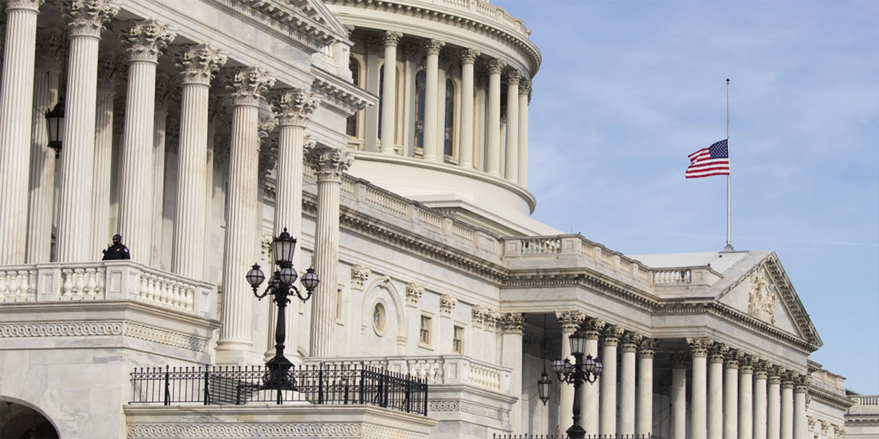 Schumer: "Trump, bu gecenin hesabını Amerikan halkına vermelidir"