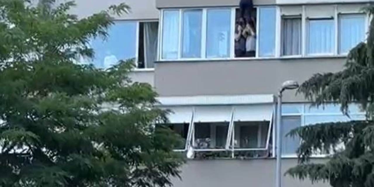 Beşiktaş’ta İntihar Girişiminde Bulunan Kadını Komşuları Son Anda Kurtardı: O Anlar Cep Telefonu Kamerasında