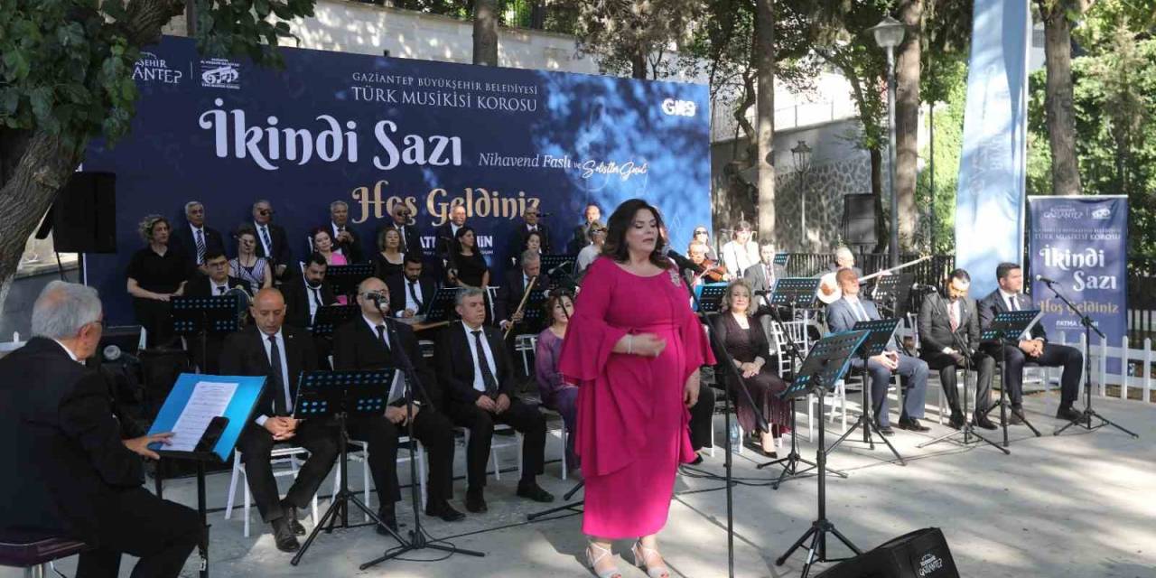 İkindi Sazı Geleneği İle Gaziantep’e Özgü Türküler Yeniden Seslendirildi