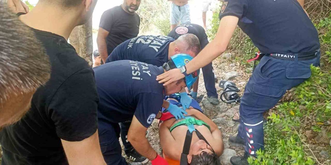 Dörtyol’da Ayağı Kayalıklara Sıkışan Şahıs Yaralandı