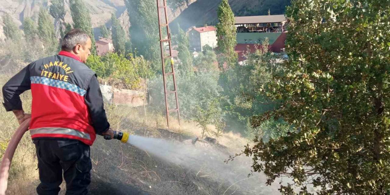 Hakkari İtfaiyesinden Yangın Mesaisi