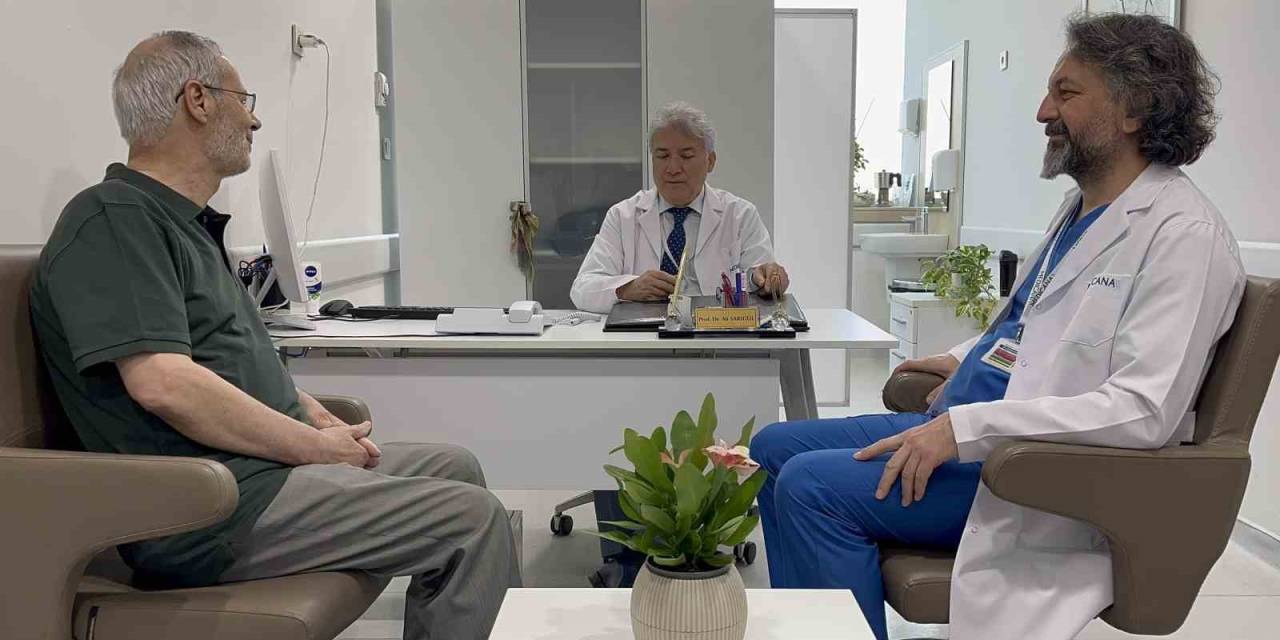 Konya’da Kalp Krizi Geçiren 73 Yaşındaki Hasta, Minimal İnvaziv Yöntemiyle Yapılan Ameliyatla Sağlığına Kavuştu