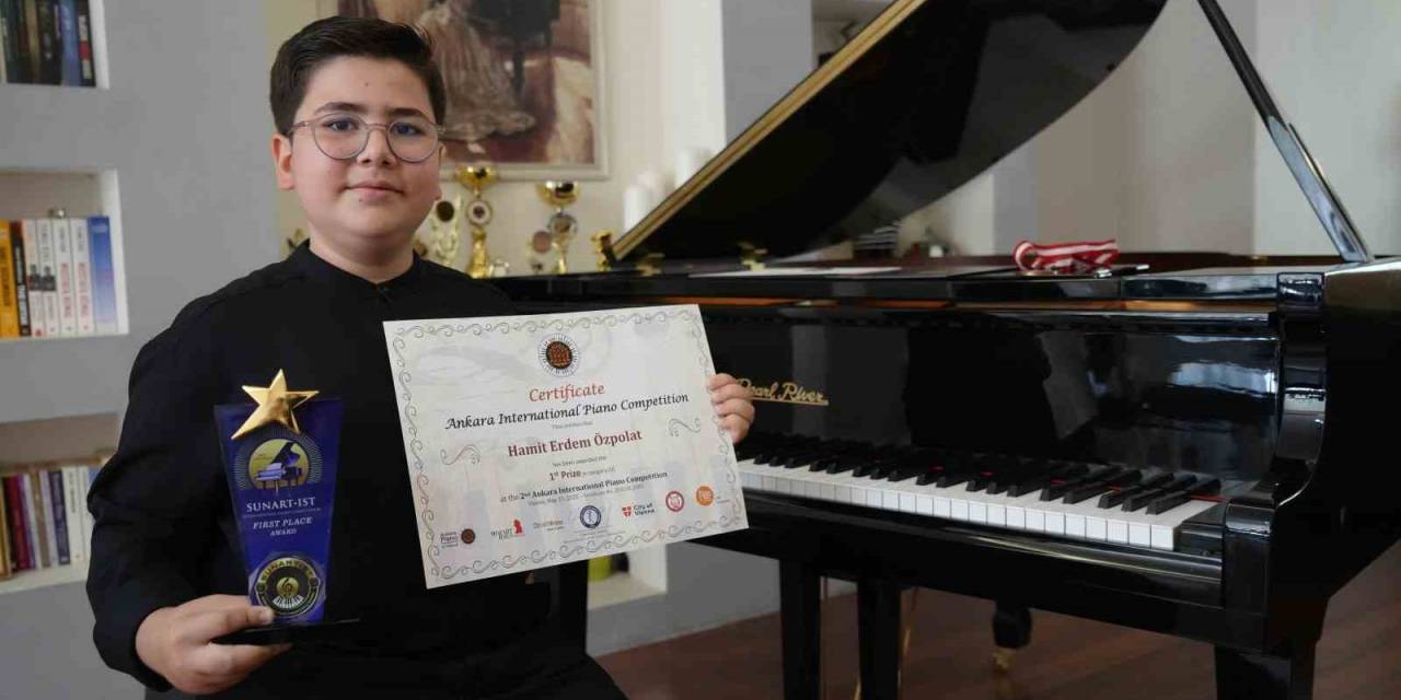 Gaziantepli 13 Yaşındaki Piyanist Hamit Ödüllere Doymuyor