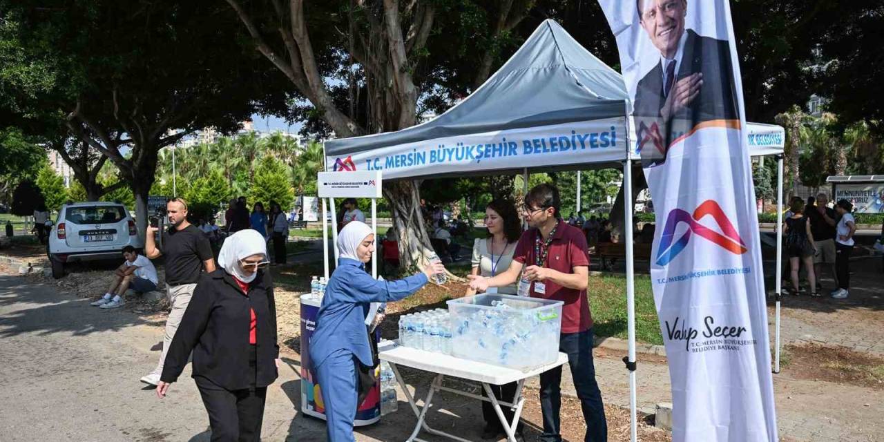 Mersin Büyükşehir Belediyesi Yks Heyecanına Ortak Oldu
