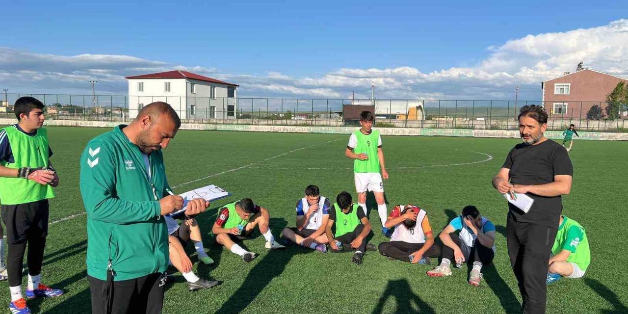 Kars 36 Spor’da Altyapı Seçmelerinde İlk Etap Tamamlandı