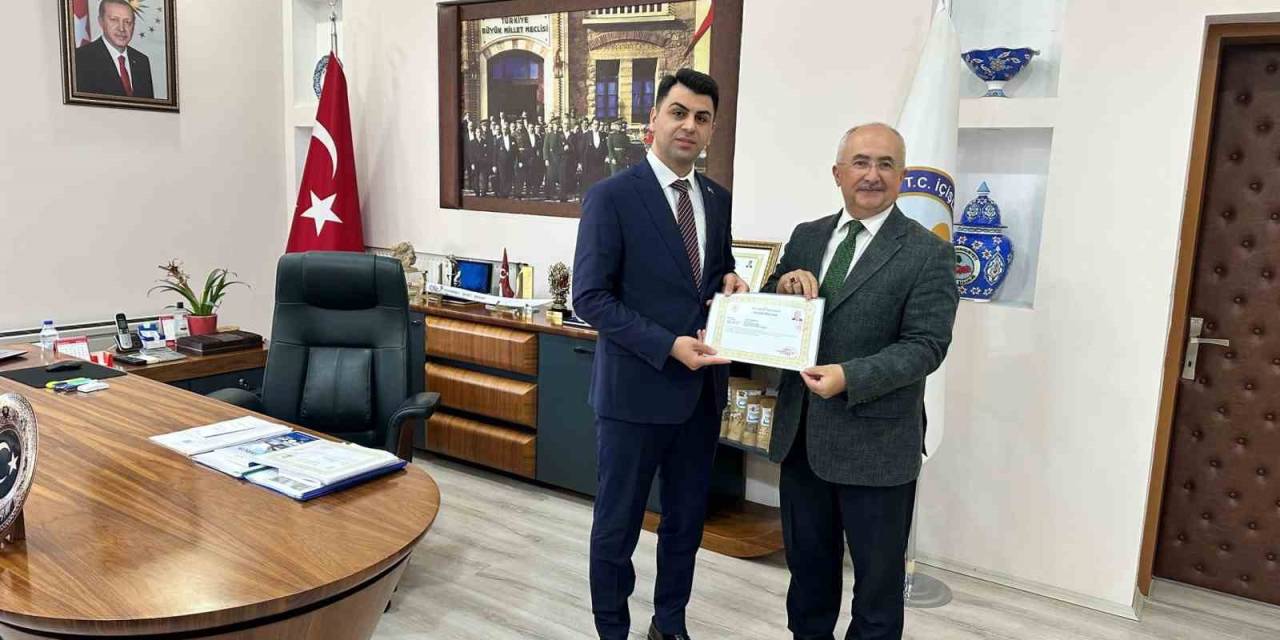 Hisarcık Kaymakamı Bahar’dan Milli Eğitim Çalışanlarına Başarı Belgesi