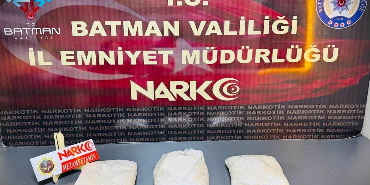 Kadın Yolcunun Valizinden 3 Kilo Uyuşturucu Çıktı