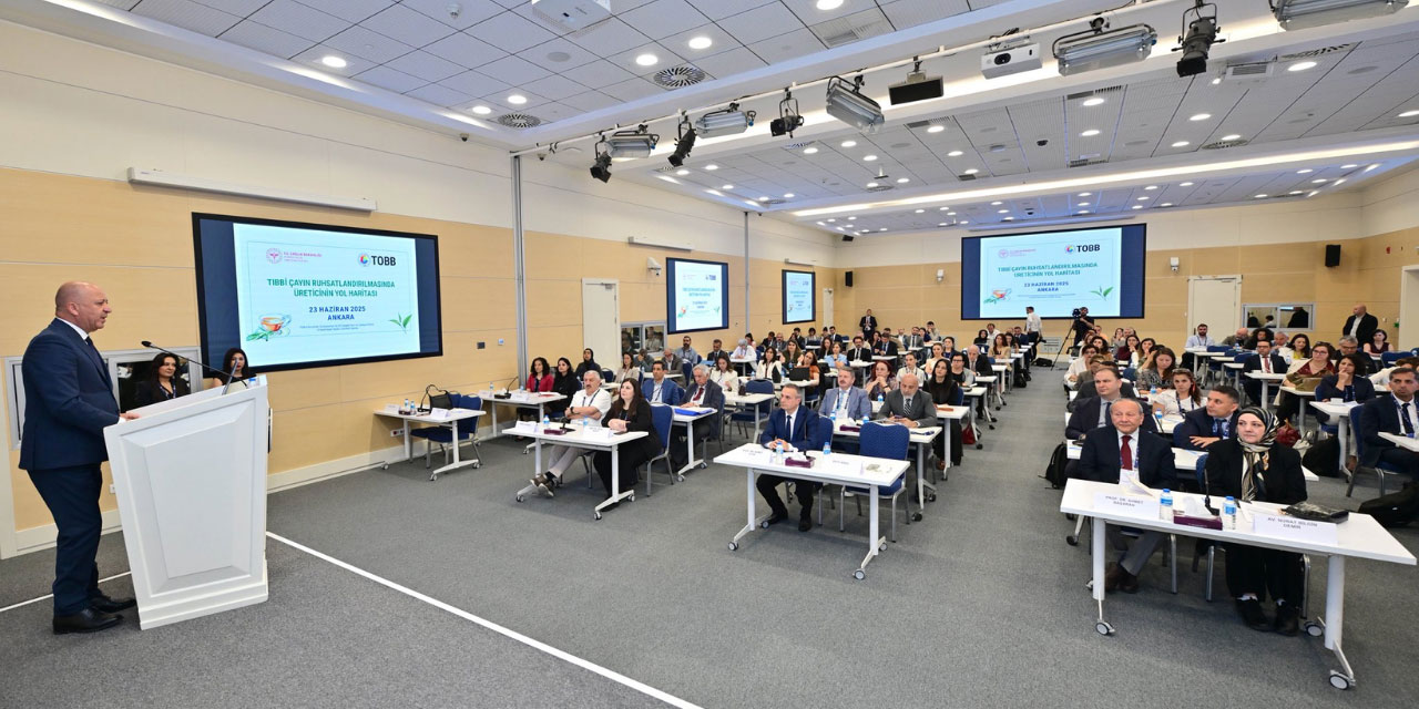 ‘Tıbbi Çayın Ruhsatlandırılmasında Üreticinin Yol haritası’ konferansı düzenlendi