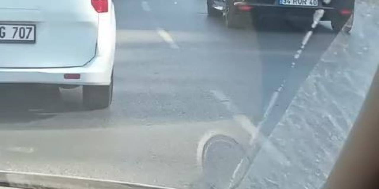Arnavutköy’de Düğün Konvoyu Trafiği Kilitledi