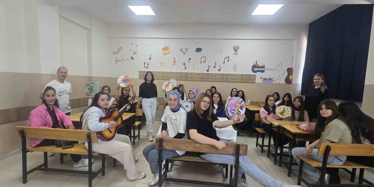 Zübeyde Hanım Mtal’de Müzik Sınıfı Oluşturuldu