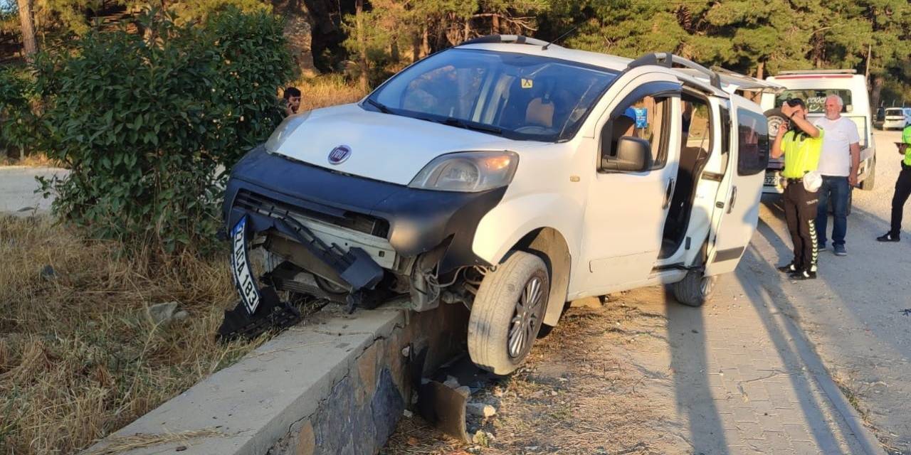 Edirne’de Drift Yaparken Duvara Çarpan Sürücüye 46 Bin Tl Ceza Kesildi