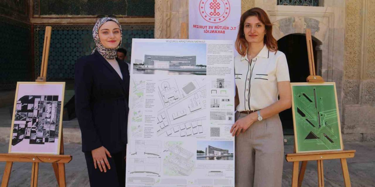 ‘Selçuklu Mimarisi Nasıl Okunur’ Sergisi Selçuklu Mirası Gök Medrese’de Açıldı