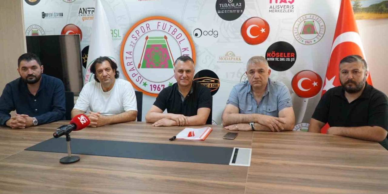 Isparta 32 Spor Bülent Akan’a Emanet