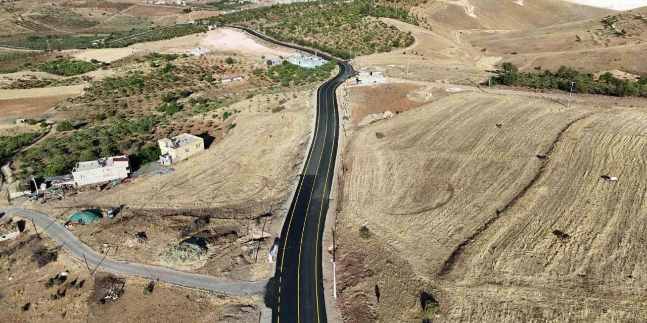Siirt’te 29 Köyün Bağlantı Yolu Sıcak Asfaltla Yenilendi