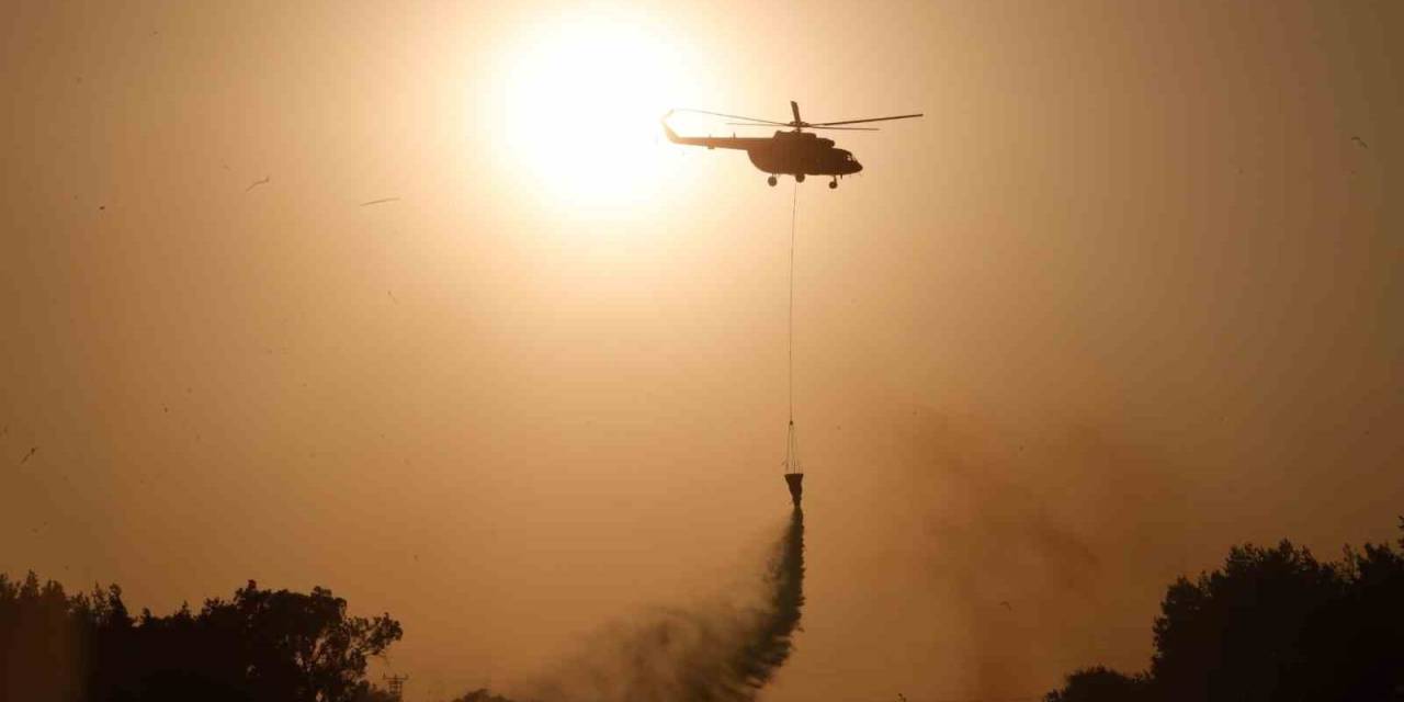 Antalya’da İki Noktada Çıkan Yangında Alevlerle Burun Buruna Geldiler