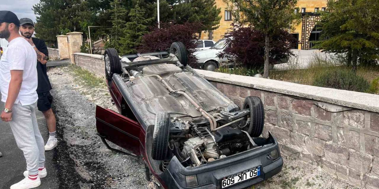 Kediye Çarpmamak İçin Manevra Yapınca Aracı Takla Attı