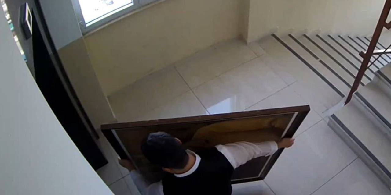 Gaziosmanpaşa Belediyesi’nden "Atatürk Portresi" İddialarına Yalanlama