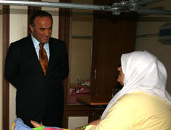 Vali'den Yaşlılar Evine Ziyaret