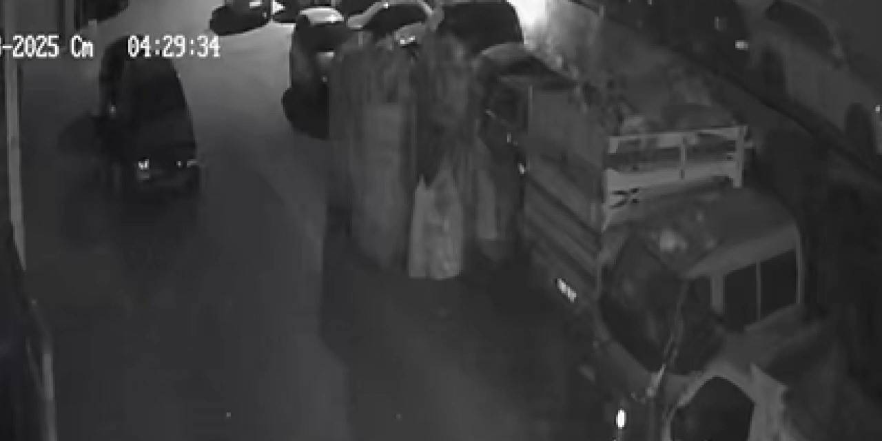 Ataşehir’de Park Halindeki Araçları Kundaklayan 2 Şahıs Yakalandı