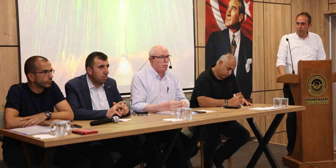 Odunpazarı’nda Çarşamba Pazarı İçin Ortak Akıl Buluşması