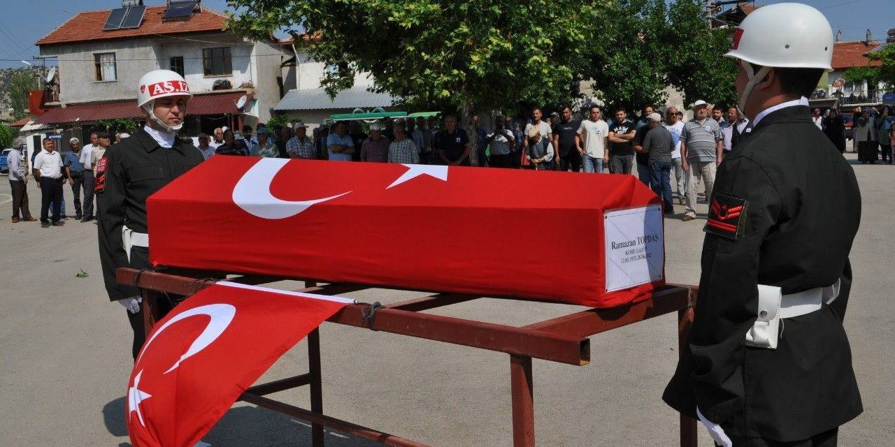 Ispartalı Kore Gazisi Ramazan Topdaş Son Yolculuğuna Uğurlandı