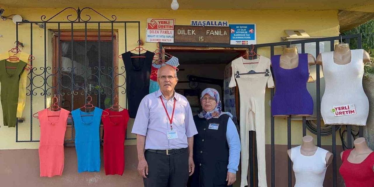 Karı-koca 28 Yıldır Fanila Üreterek Geçimini Sağlıyor