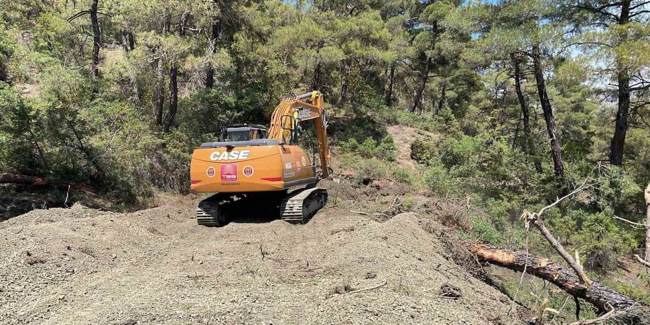 Bilecik Belediyesi Ekipleri Yangın Söndürme Çalışmalarında Seferber Oldu